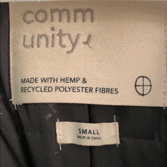 Aritzia community parka in small - Picture 5 of 7